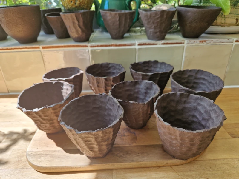 Poterie gobelets à traces La ferme du Fresne